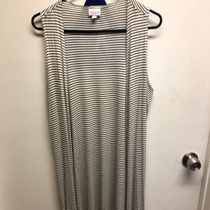 Lularoe Joy vest- black & white